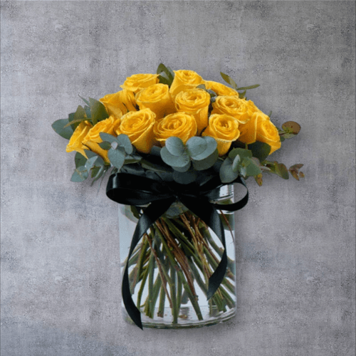 Vase of yellow