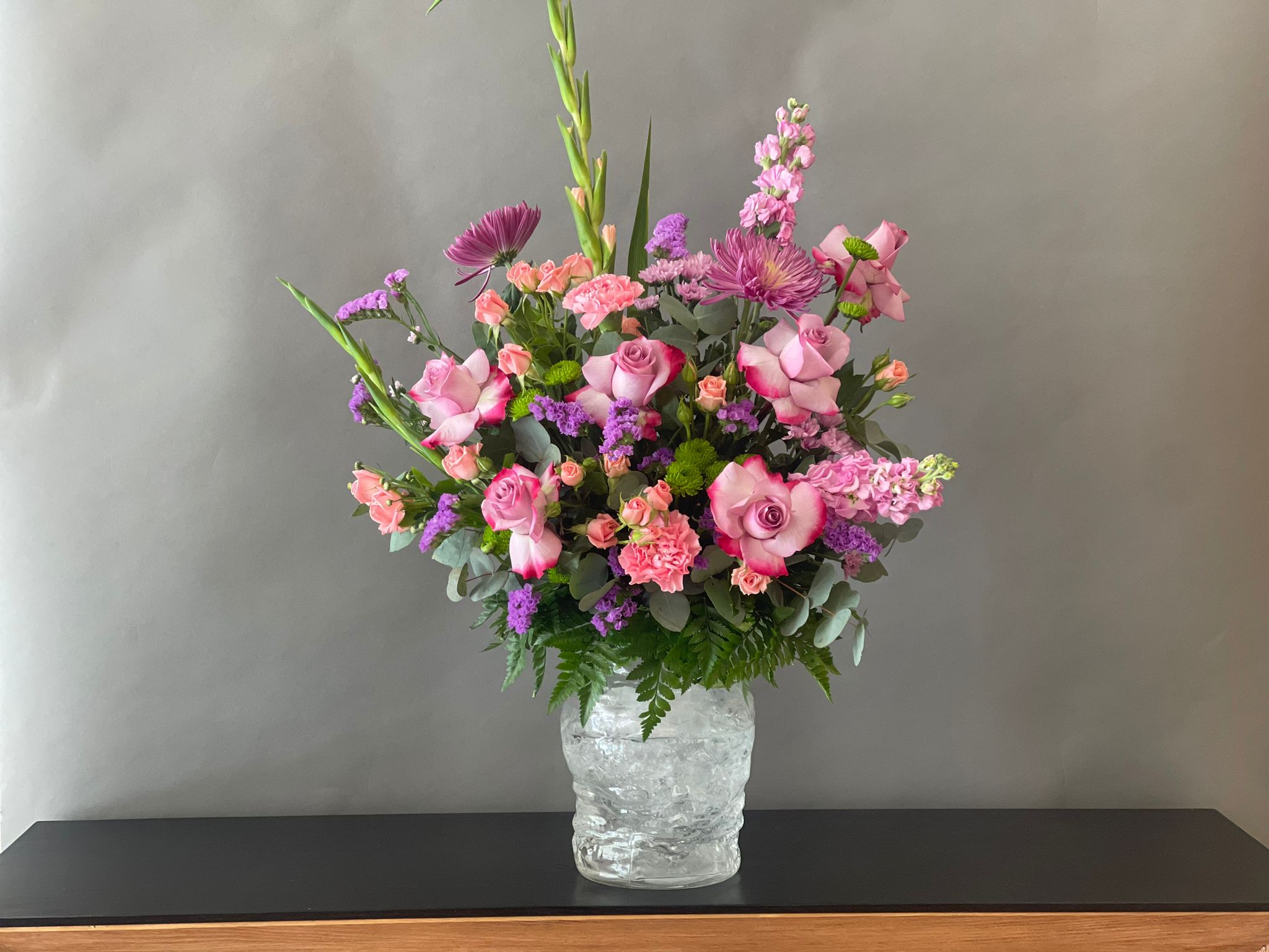Clear Vase With Hot Trending Flowers 2024
